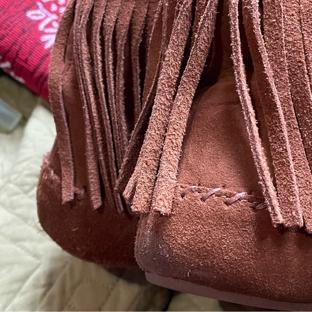 Cute moccasin type light brown Booties! Size 8.5
Pre owned-MAKULU CALIFORNIA-S - Picture 8 of 13